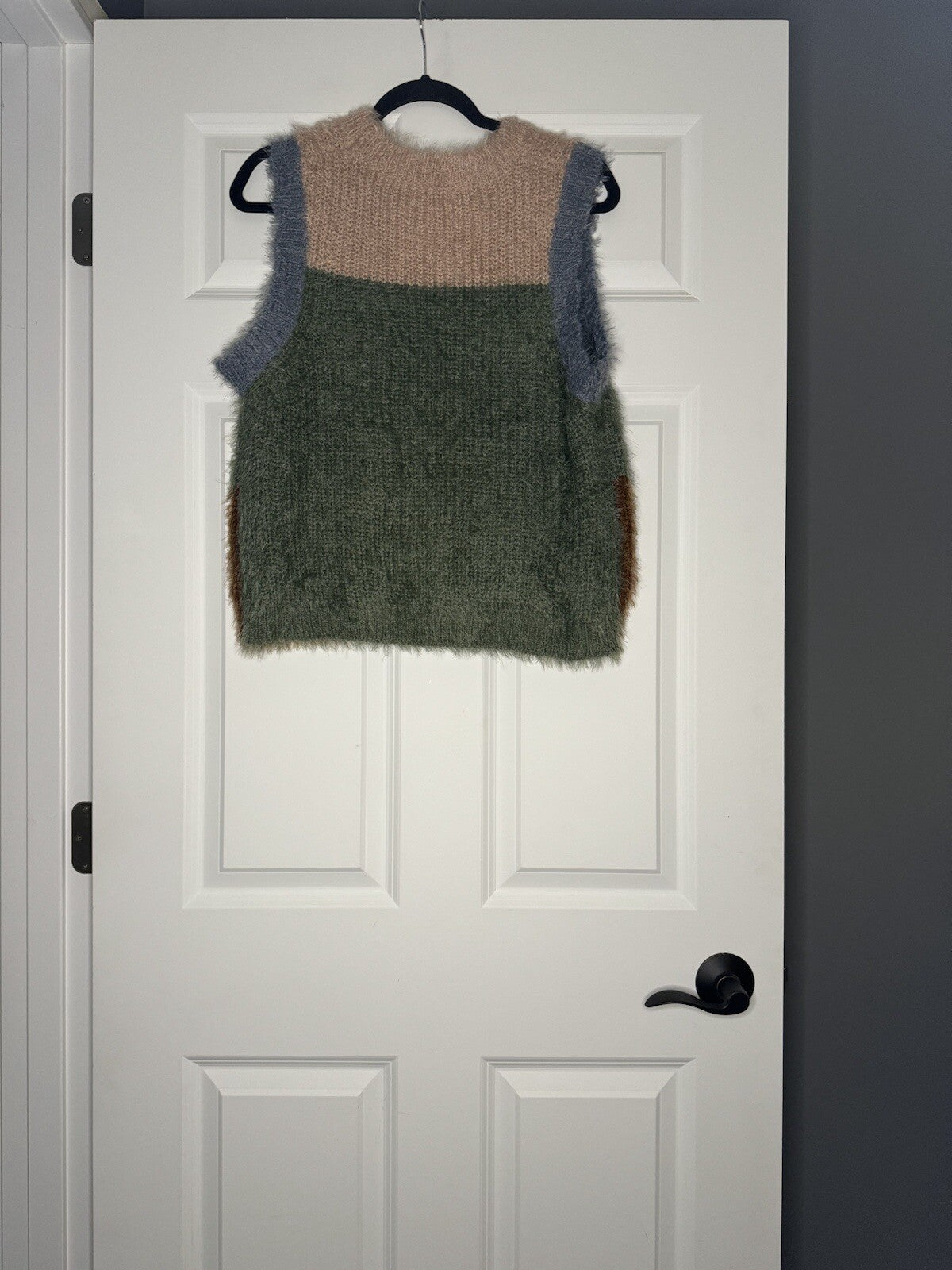 Promesa Sleeveless Sweater Medium Brown Blue Green Taupe