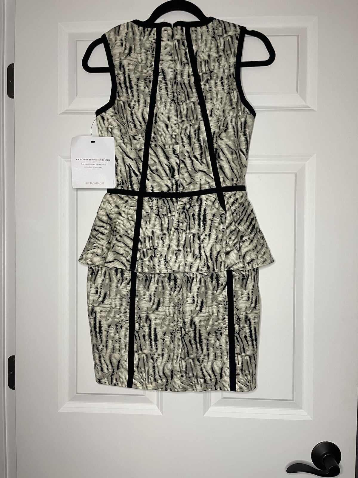 Parker sleeveless dress size small black white gray print
