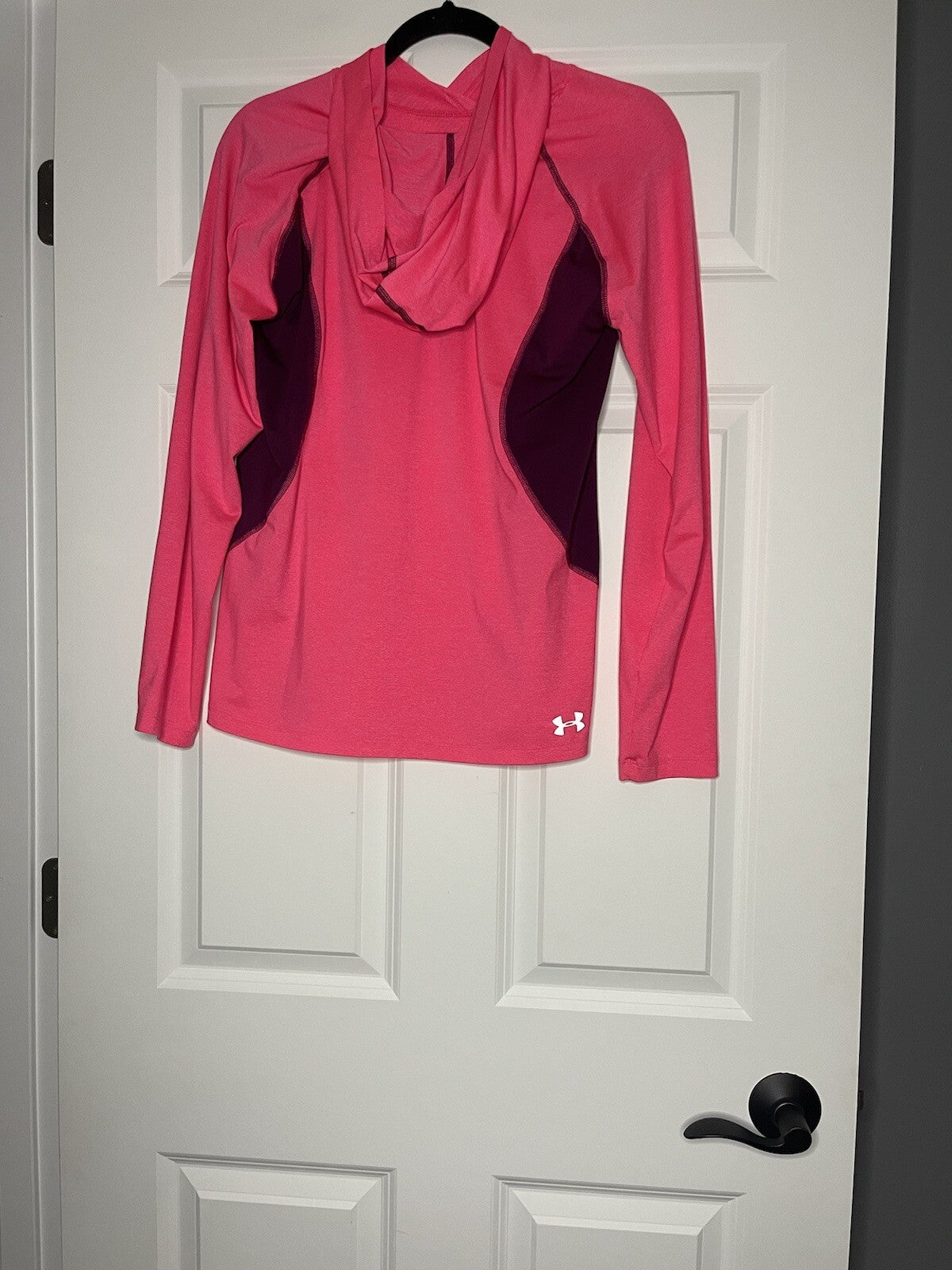 Under Armour Long Sleeve With Hood Top Small Pink And Plum