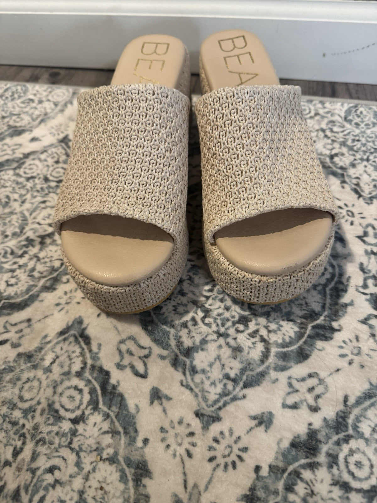 Beach By Matisse Beige Slip On Sandals With Heel Size 8