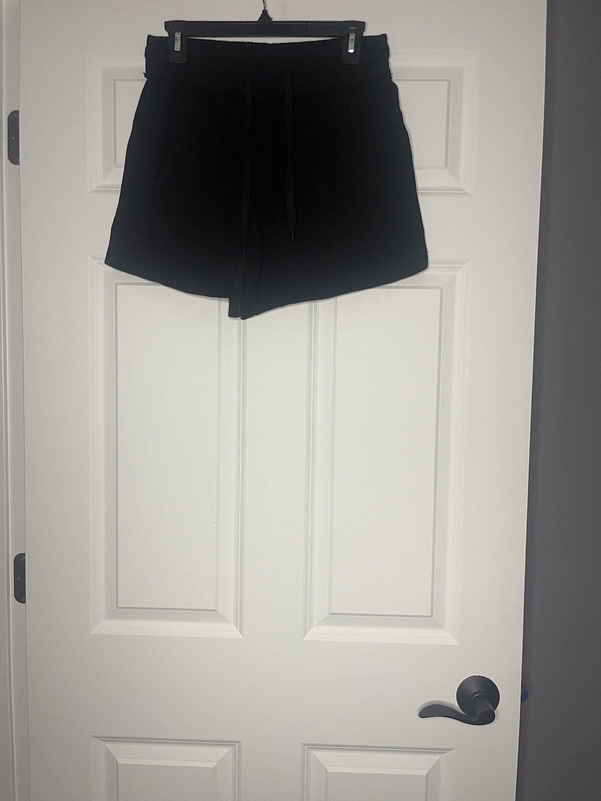 White birch shorts black medium nwot