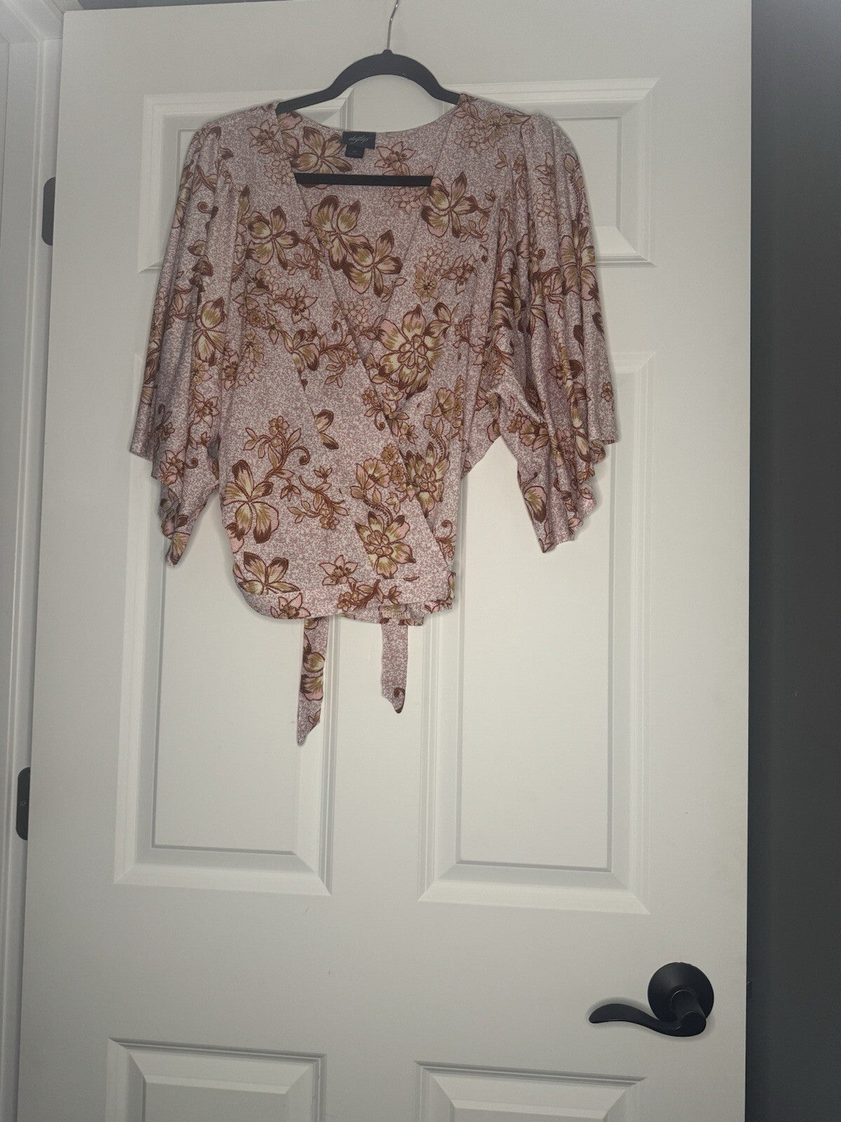 Daytrip Short Sleeve Wrap Blouse Medium Pink Mustard Red Cream Floral