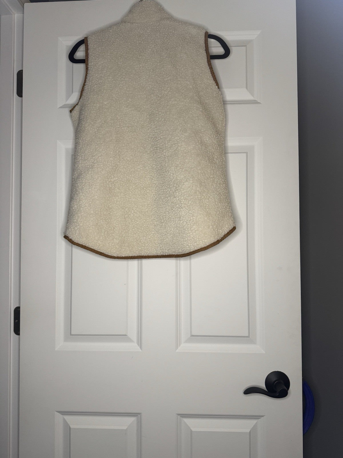 Old Navy Small Fleece Vest Cream Brown