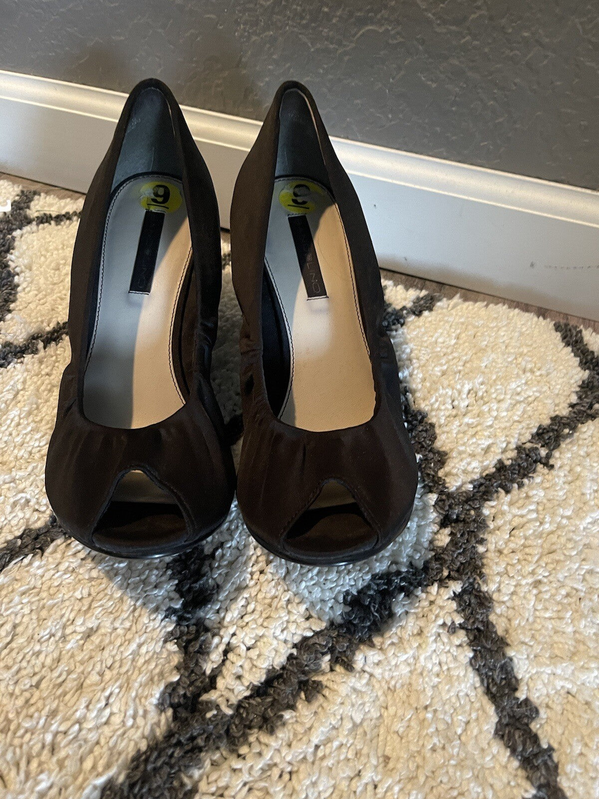Bandolino Black Peep Toe Heels Size 9