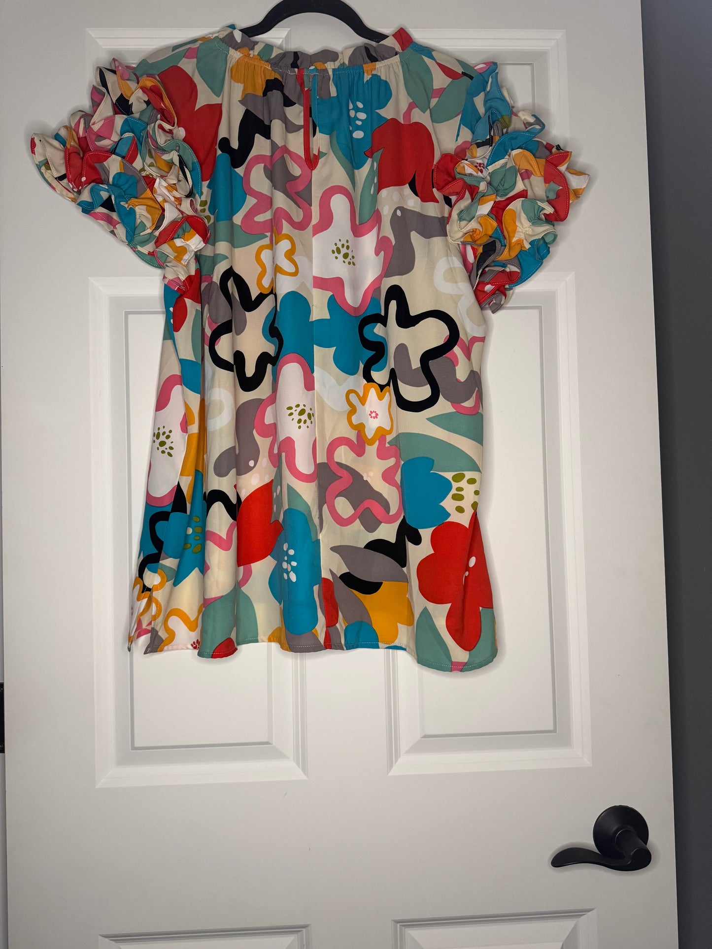 Oddy 2xl short Ruffle sleeve blouse cream with multicolor floral