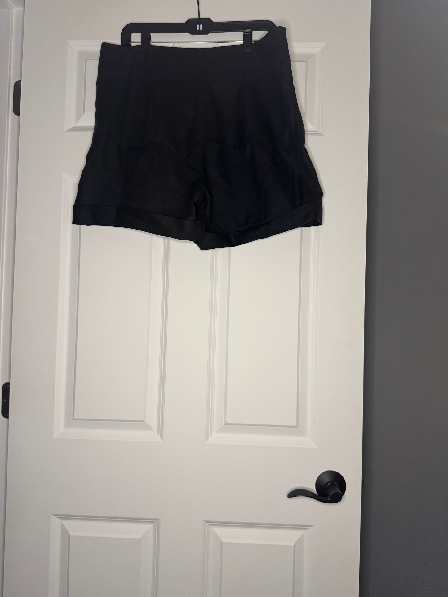 Karen Kane sand and sky high waist pleat short black size xl nwt $108