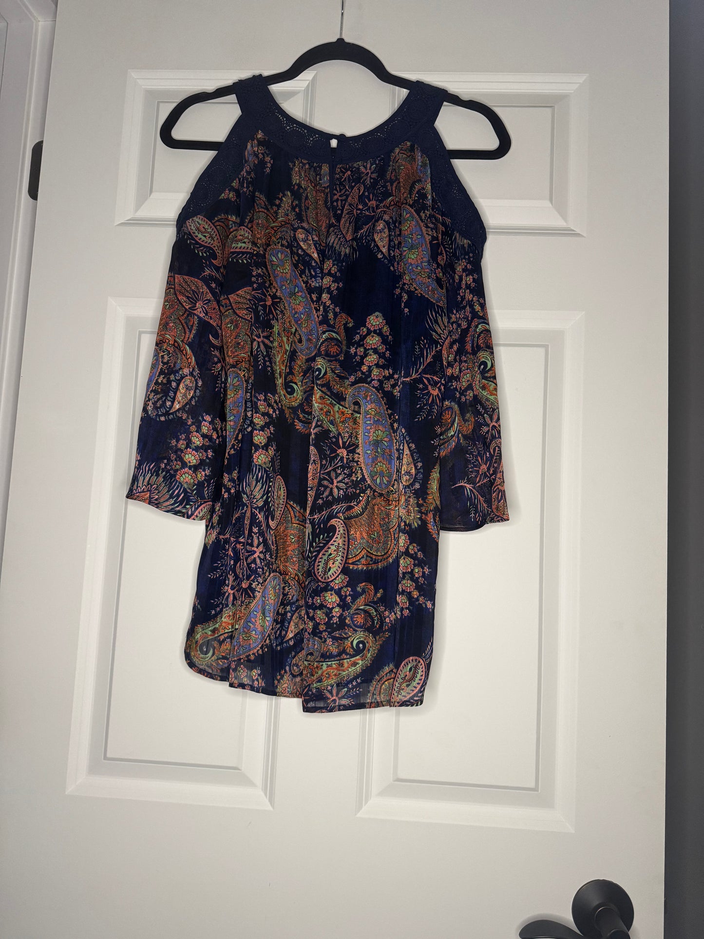 Daniel Rainn 3/4 sleeve cut out shoulder blouse large navy w multicolor floral