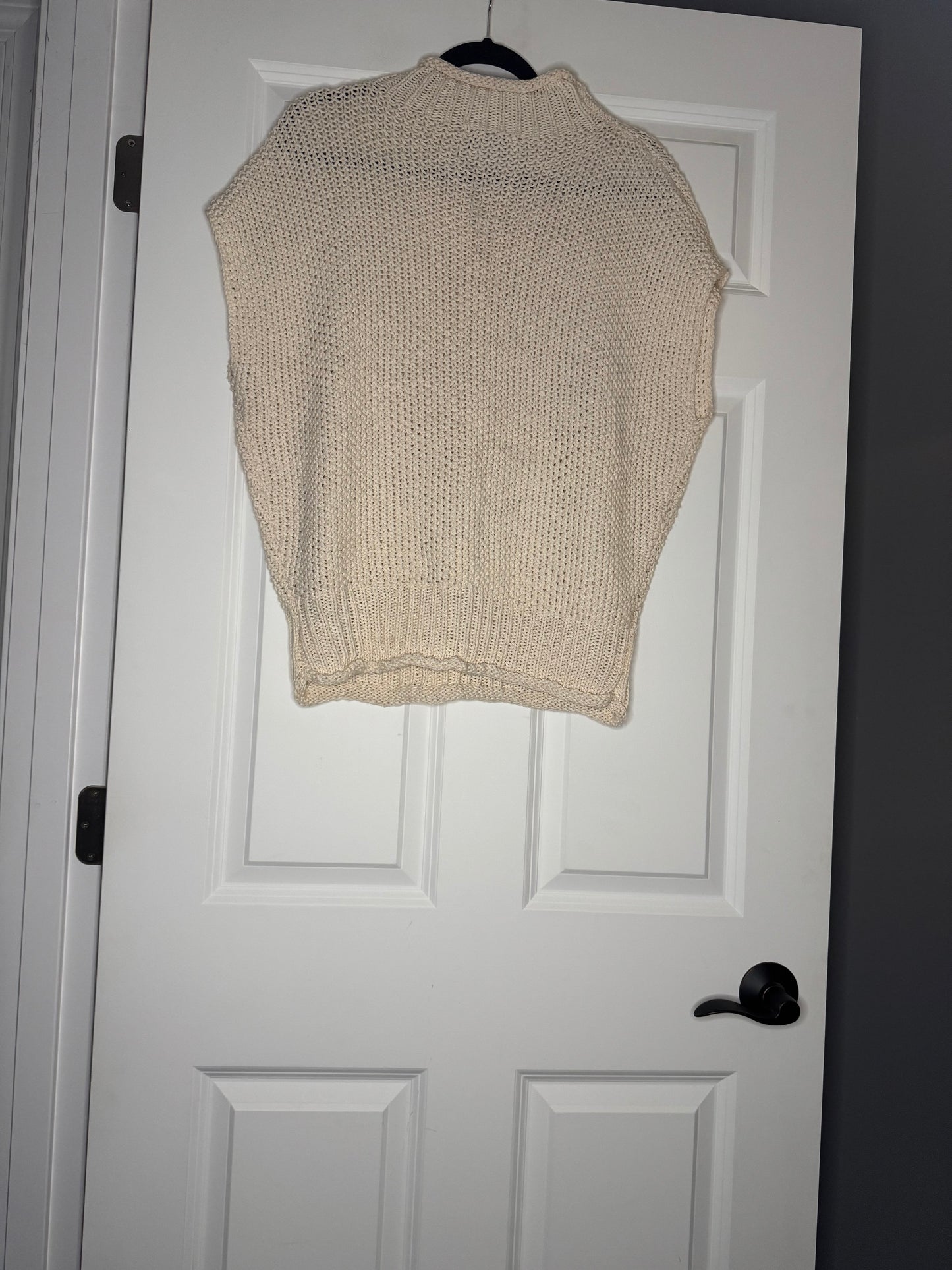 She sky short sleeve sweater ivory large