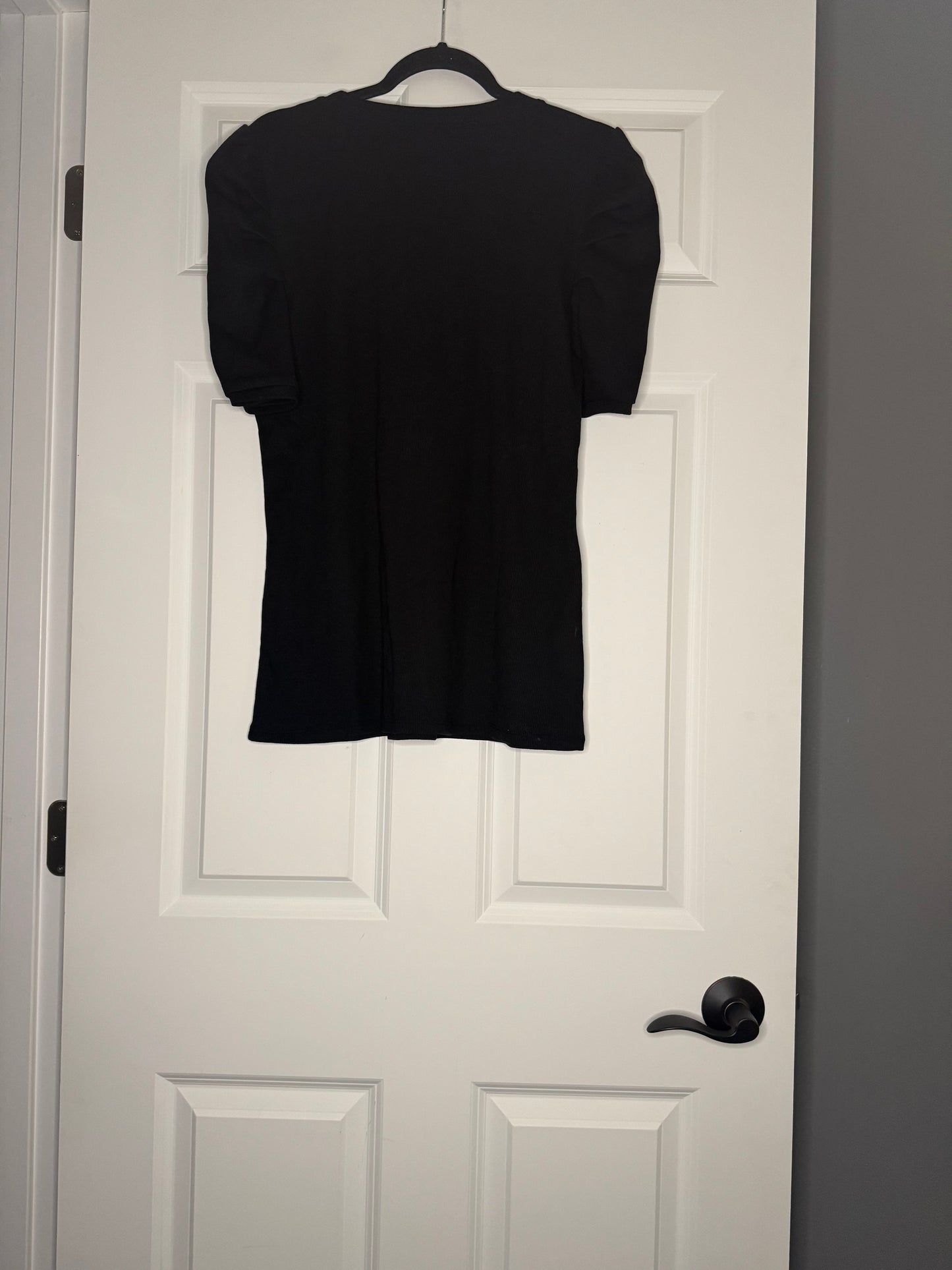 Belle isle by torrid size 1 14/16 short cinch sleeve blouse ribbed black