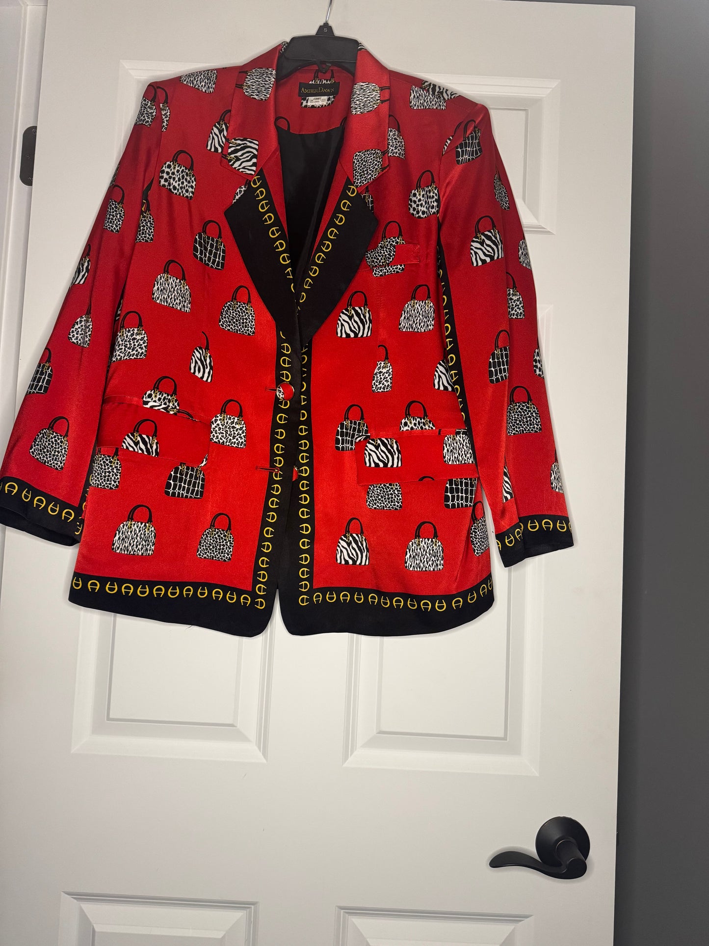 Amber Dawn m blazer w shoulder pads red w black white gold handbag print