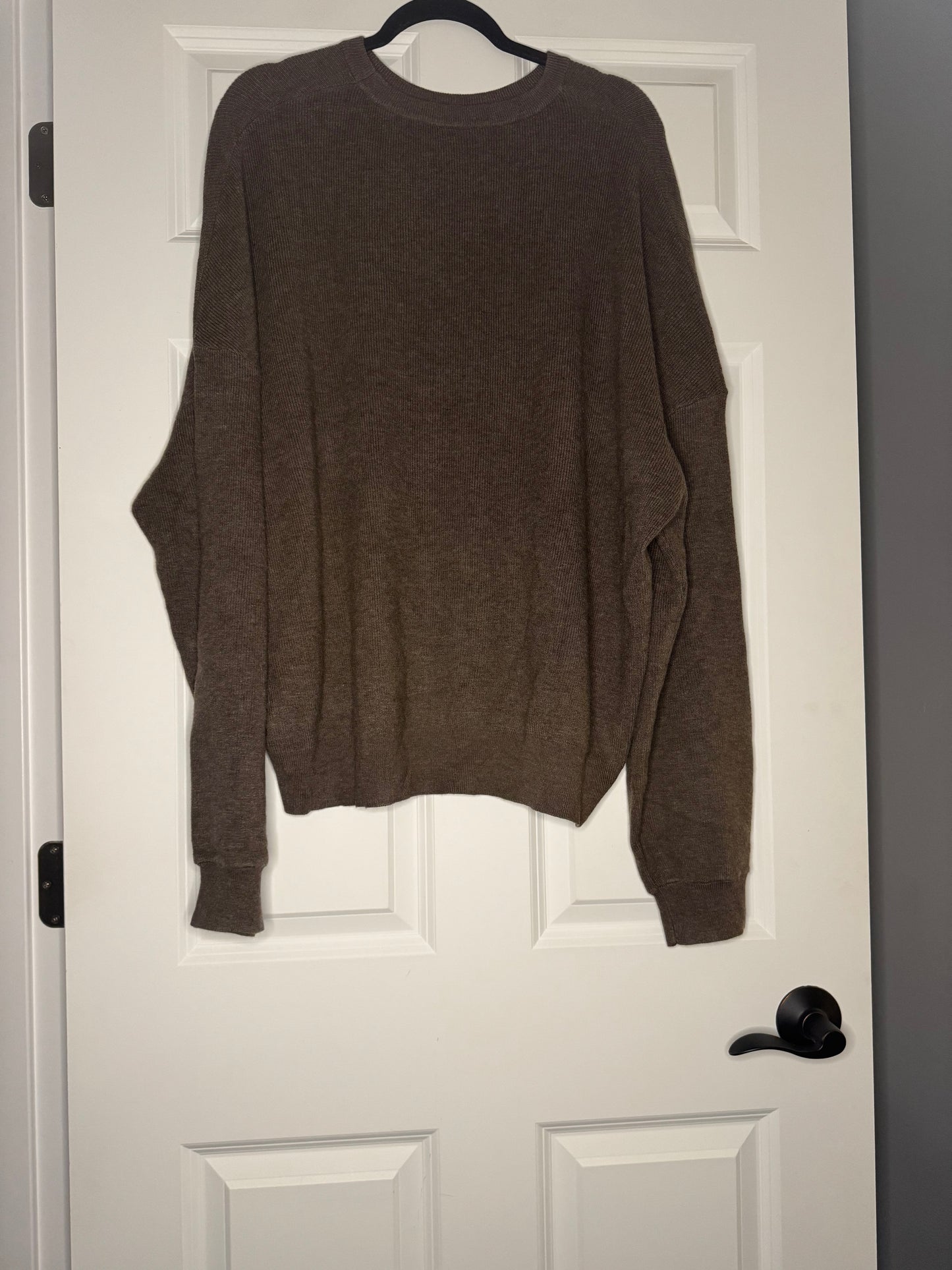Arach and Cloz sweater brown xl new without tags