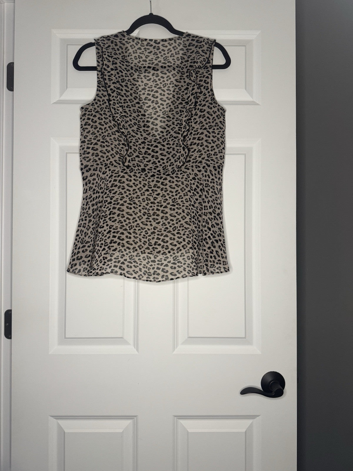 Cabi Sleeveless Blouse Black Brown Animal Print Sheer Longer In Back Small