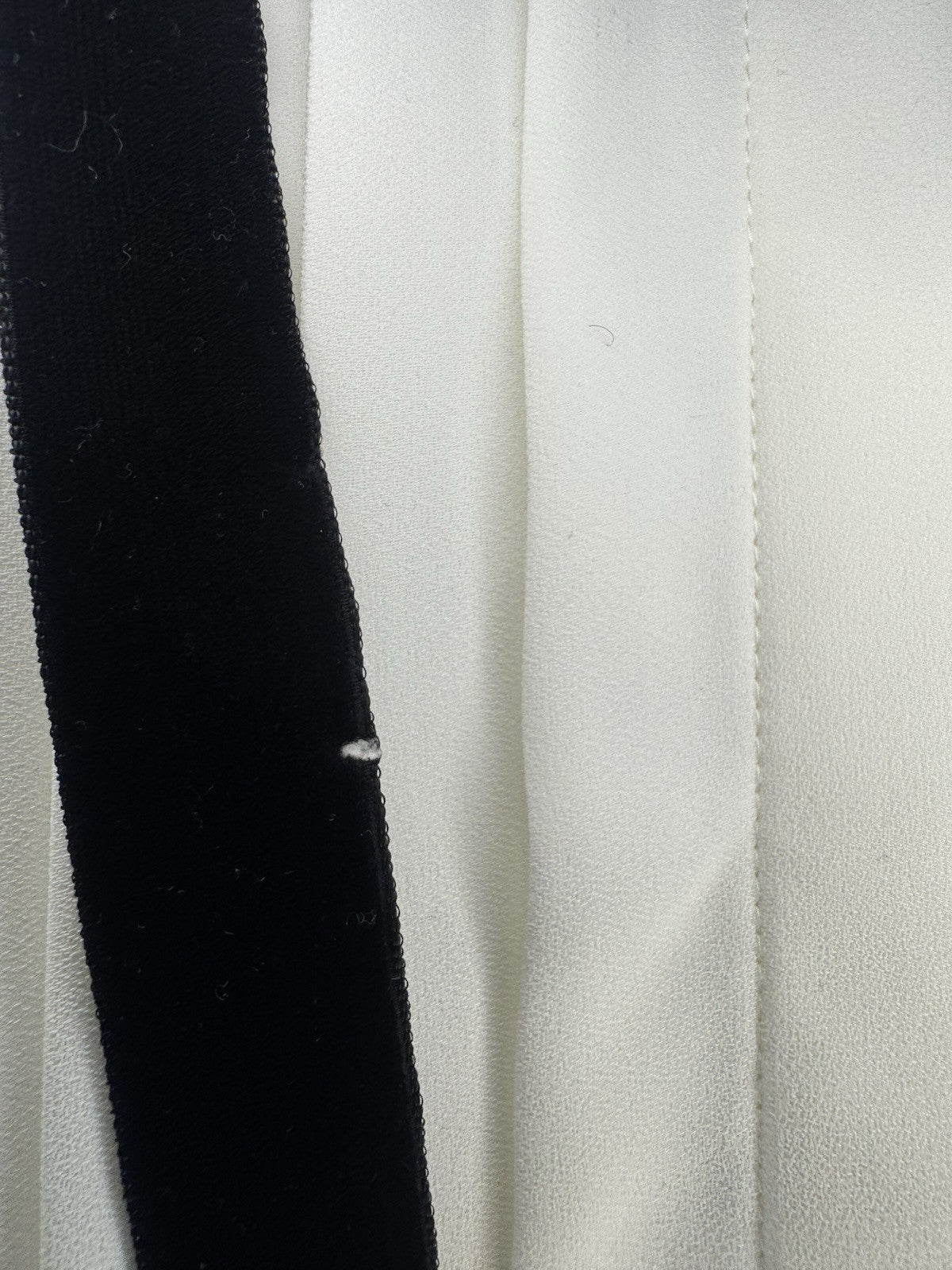 Ralph Lauren Long Sleeve Button Up Size 8 Ivory W Black Tie NWT 145