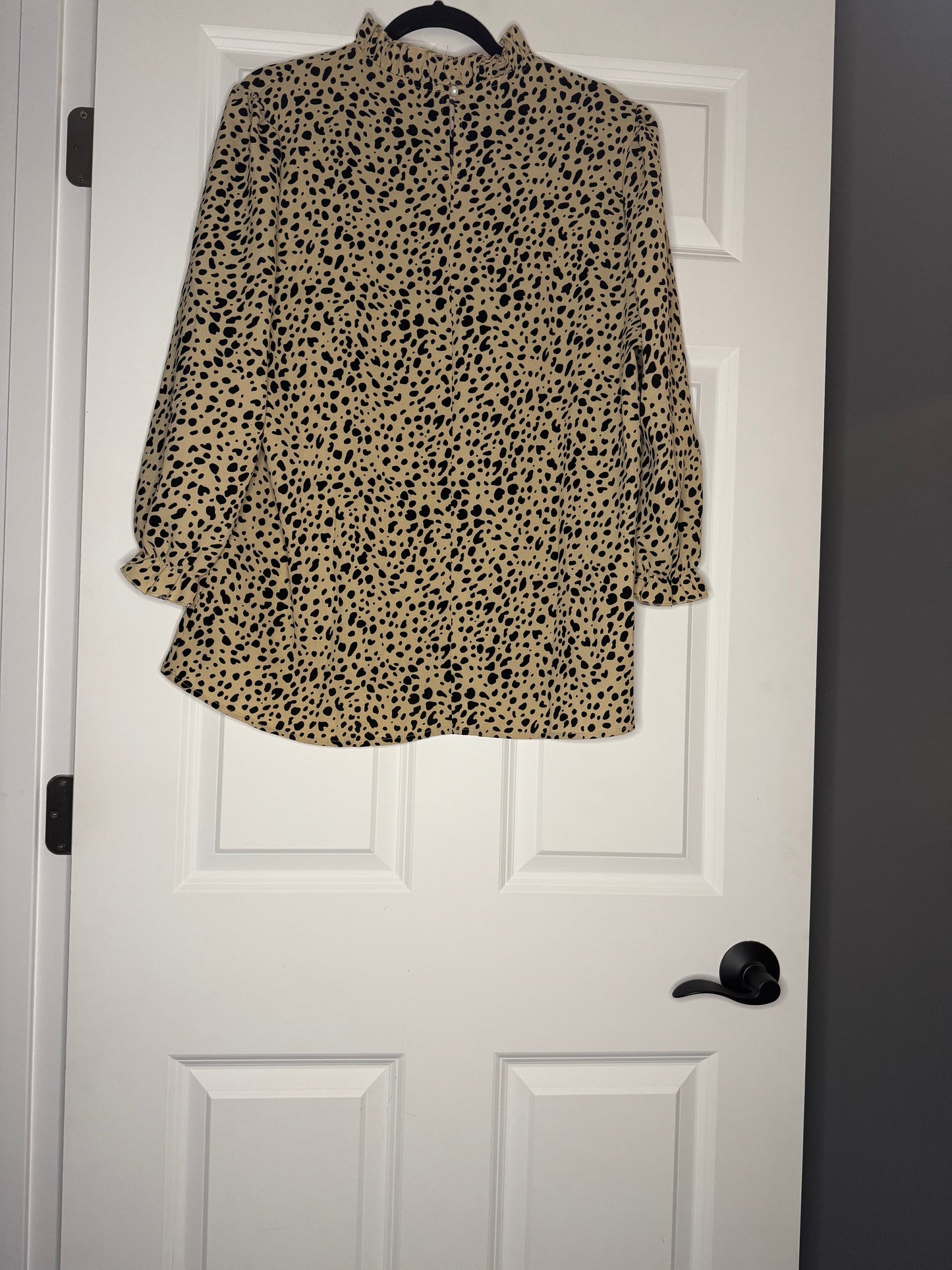 Unbranded long sleeve blouse xl brown w black animal print