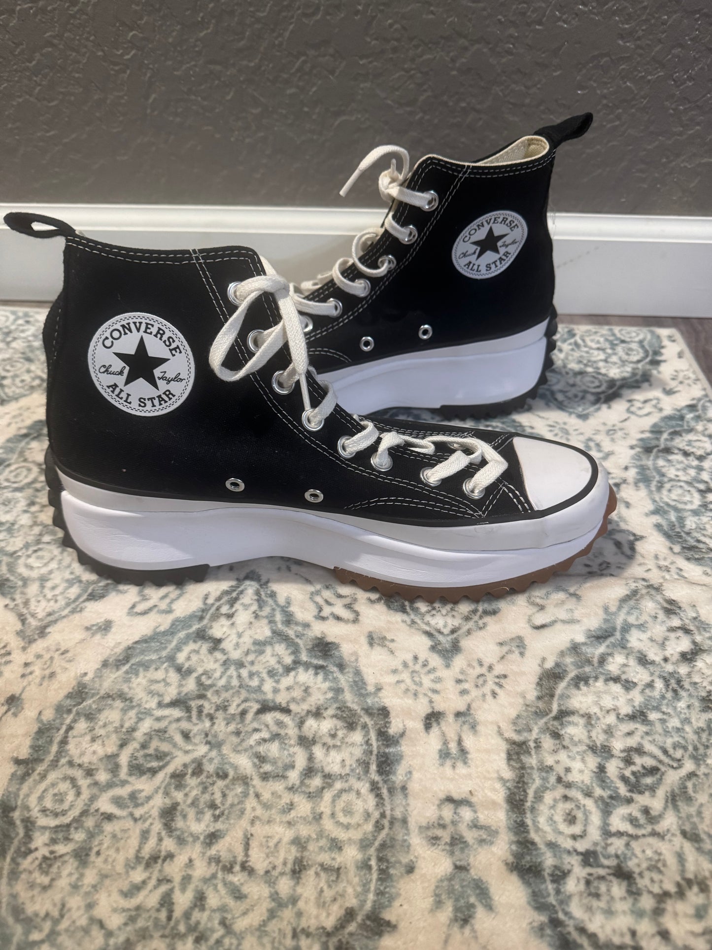 Converse platform high top sneakers size 9.5 black white women’s
