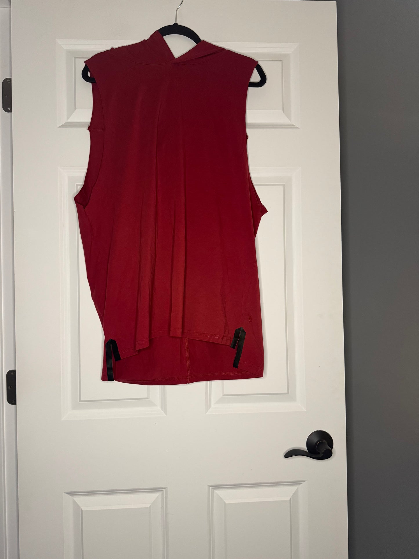 Zyia active men’s sleeveless top w hood red xl new without tags