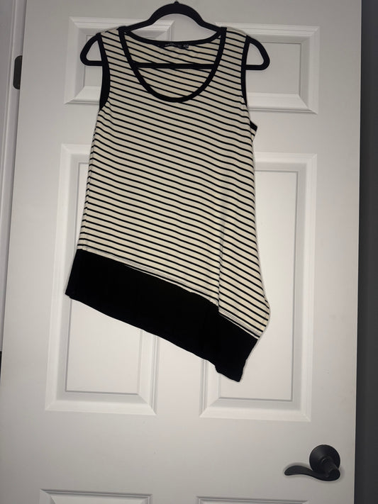 Doe and Rae sleeveless slanted blouse medium black and cream striped