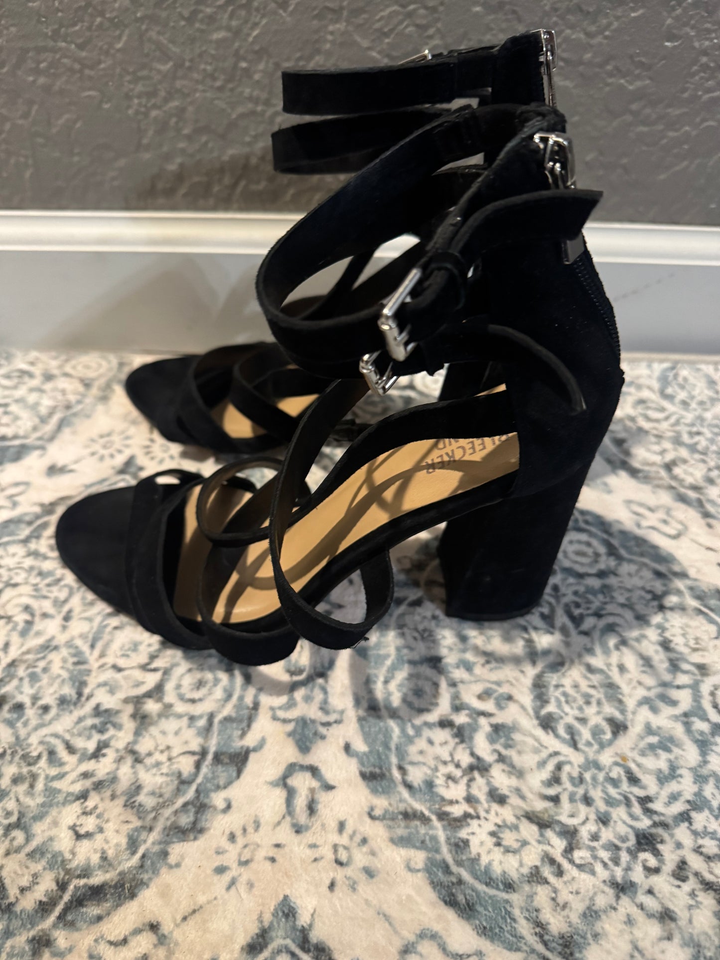 Bleeker bond black strappy leather heels size 7