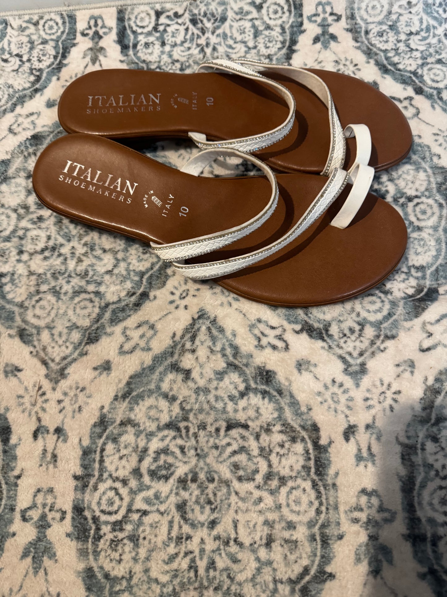 Italian shoemakers slip on sandals size 10 white w rhinestone