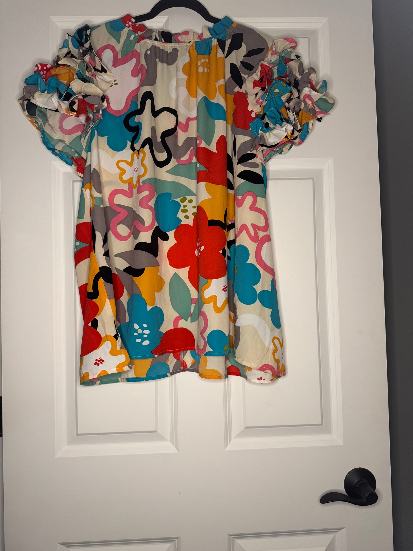 Oddy 2xl short Ruffle sleeve blouse cream with multicolor floral