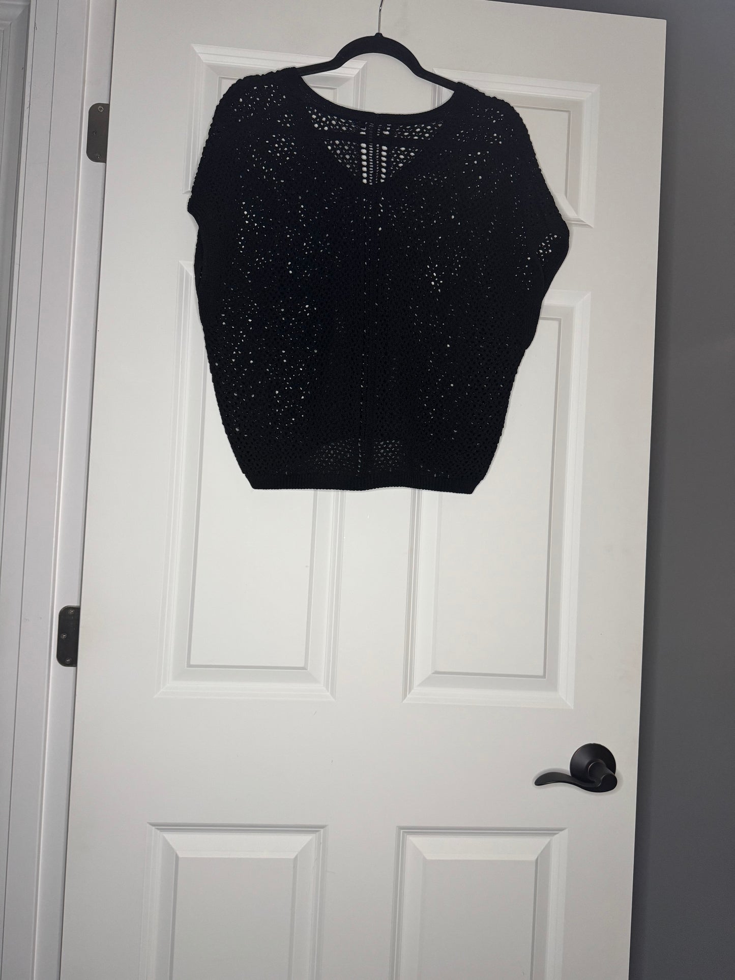 Express short sleeve sweater medium black