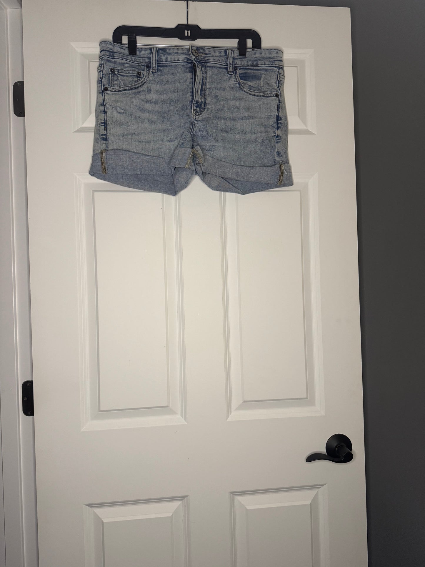 American Eagle next level stretch midi shorts 14