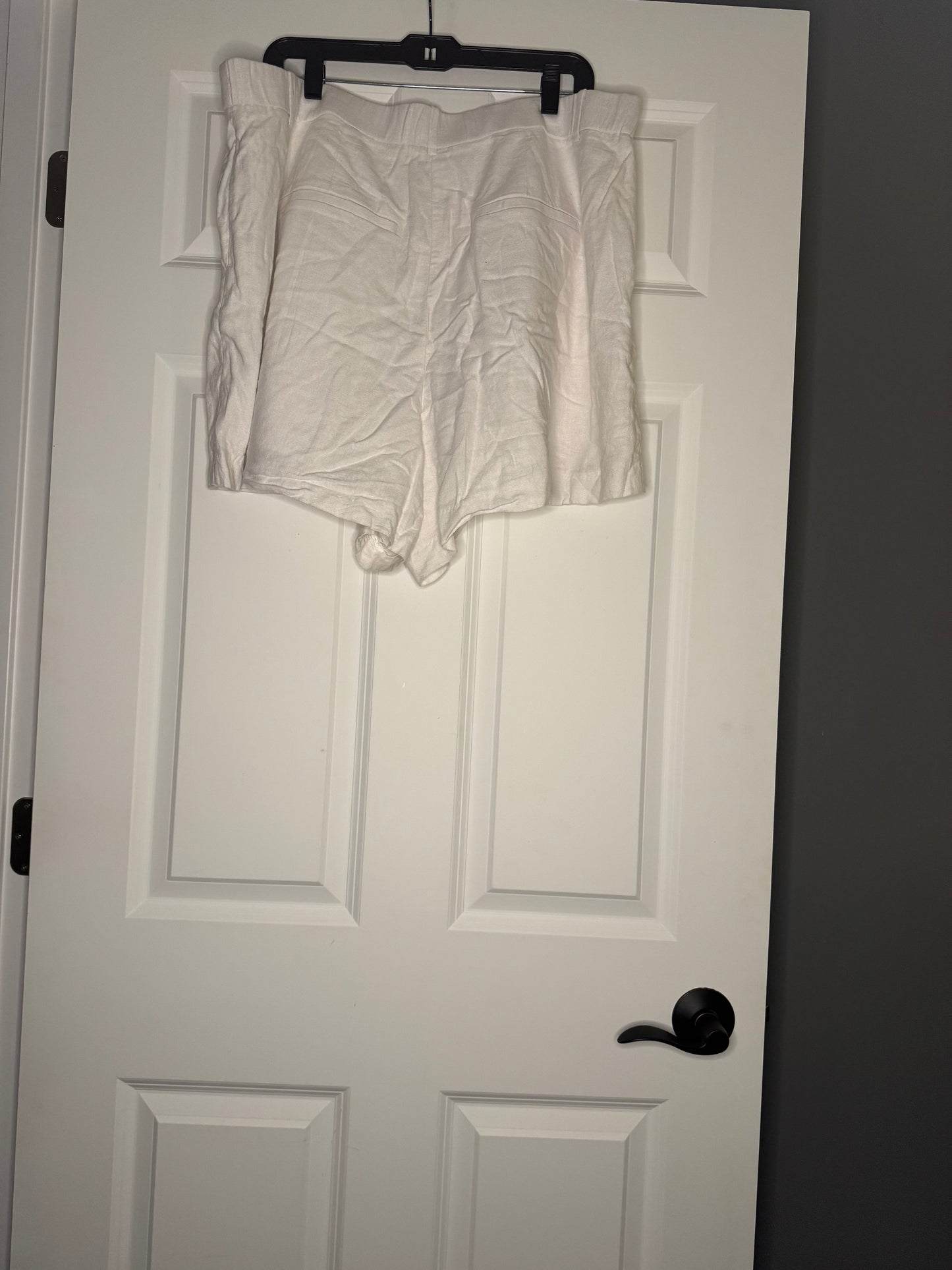 Abercrombie curve love 18r linen shorts off white nwt $70