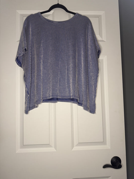 Zenana short sleeve blouse large/extra large blue white stripe nwt