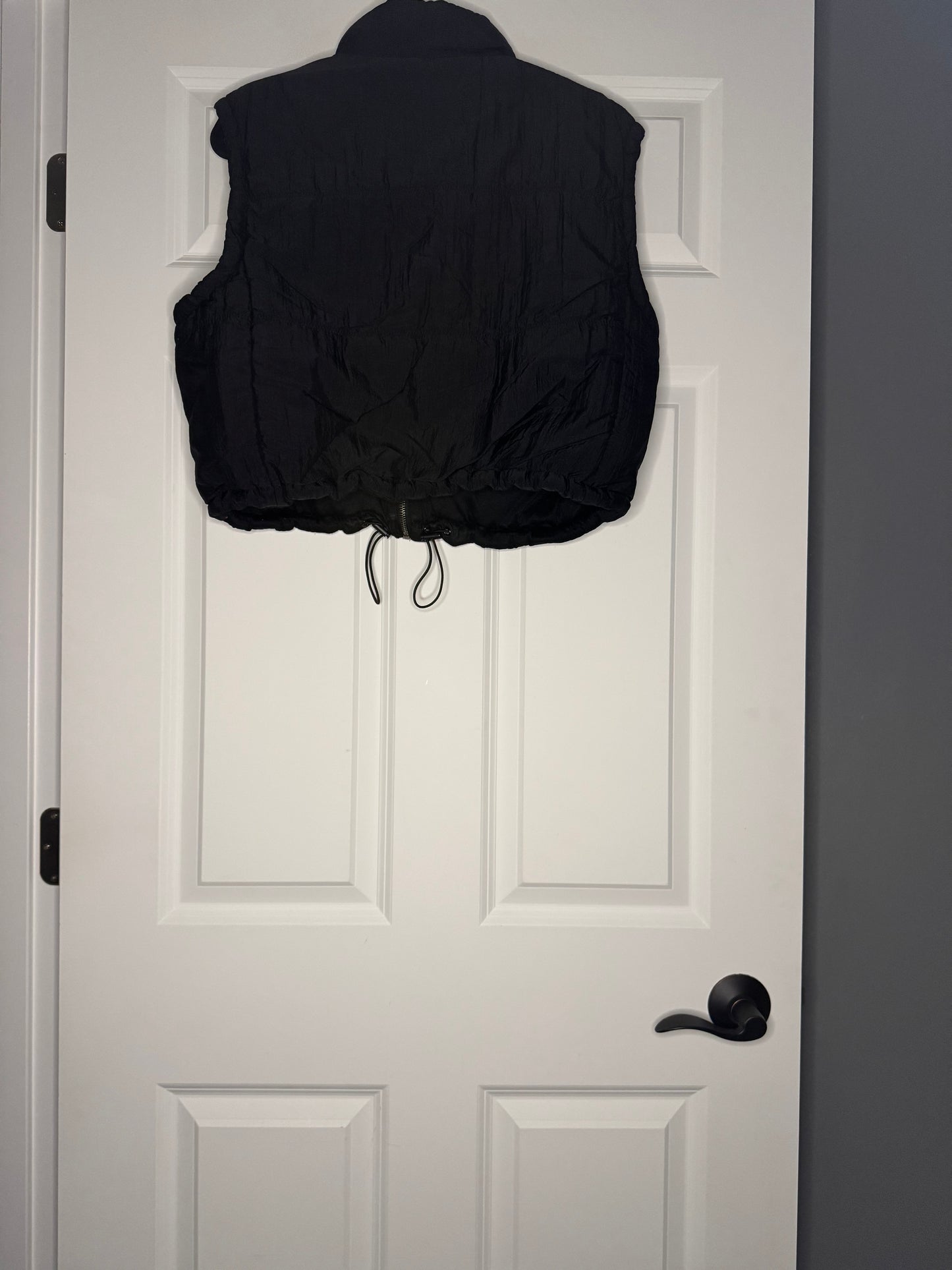 Thread and supply cropped vest xl black