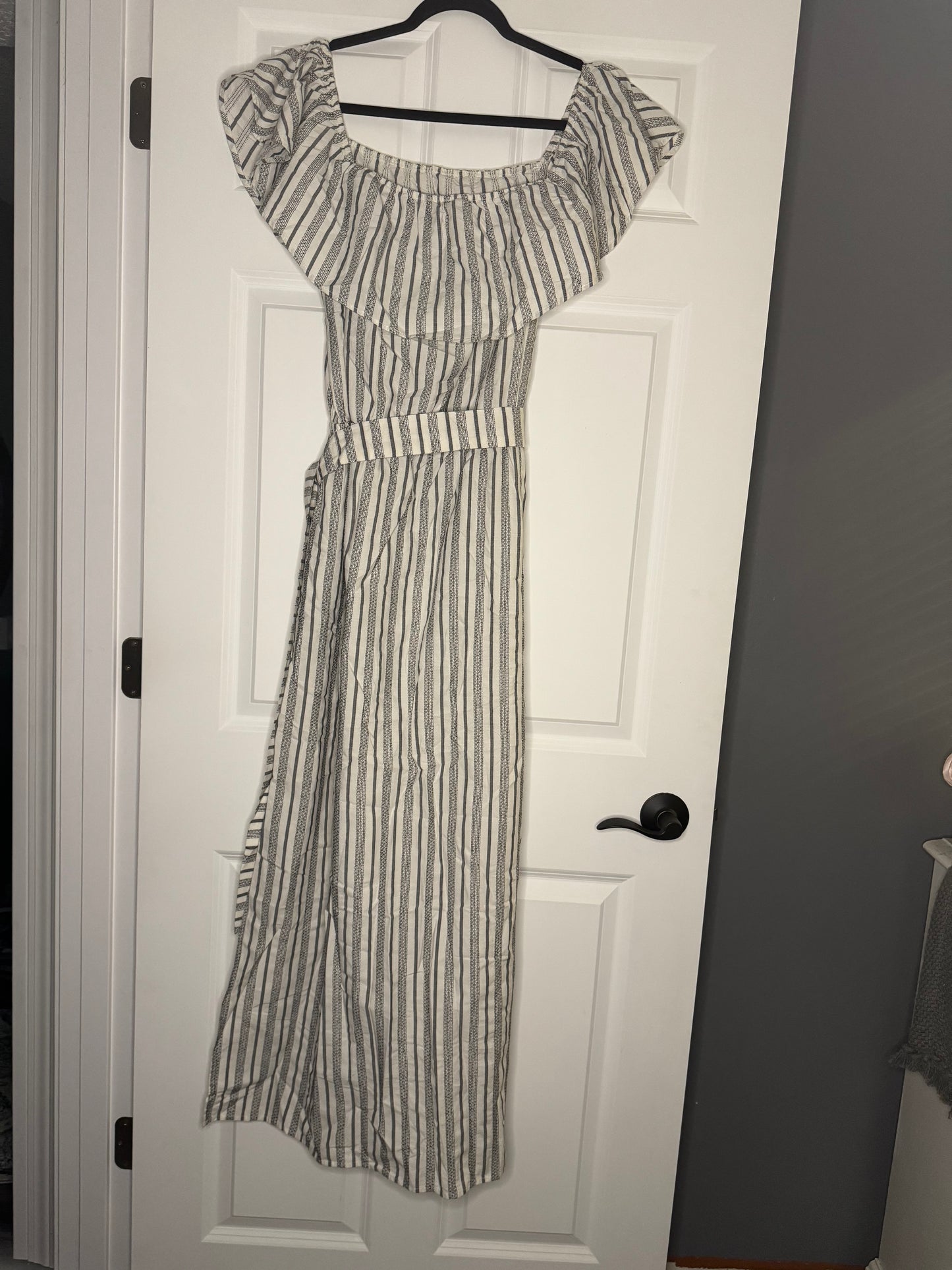 1 State short sleeve dress w belt long white blue/green stripe large