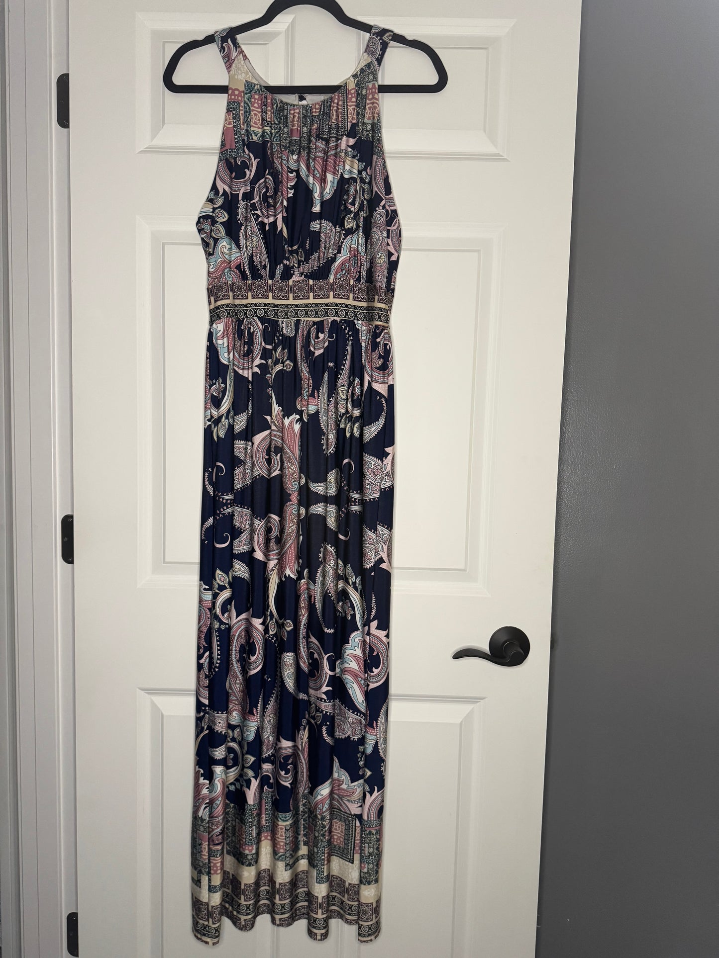 Gilli maxi dress large navy with cream mauve green print