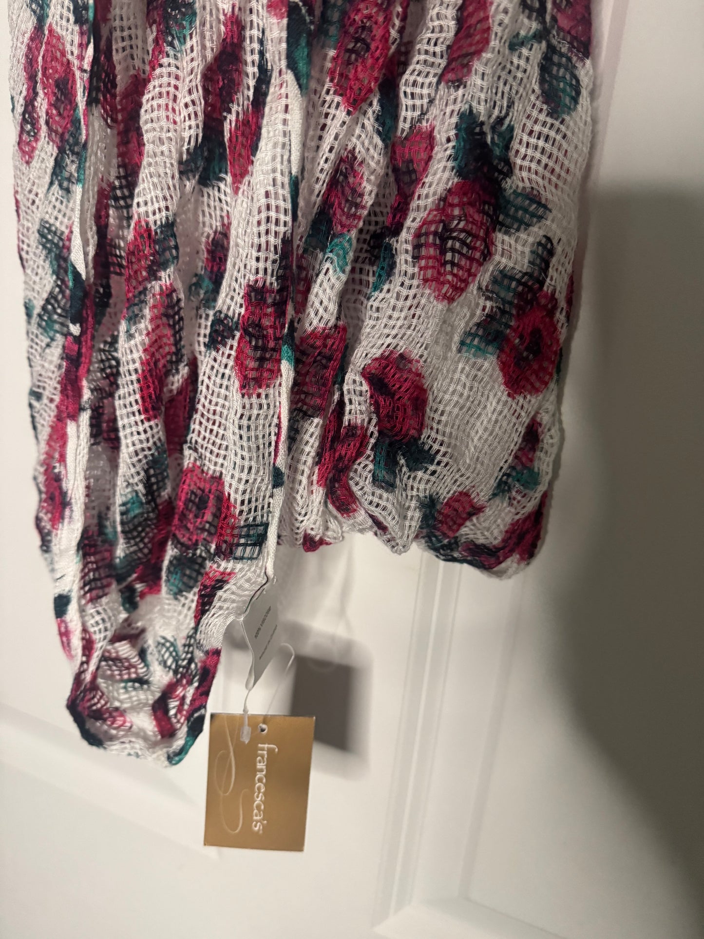 Francesca’s infinity scarf white w pink green floral nwt