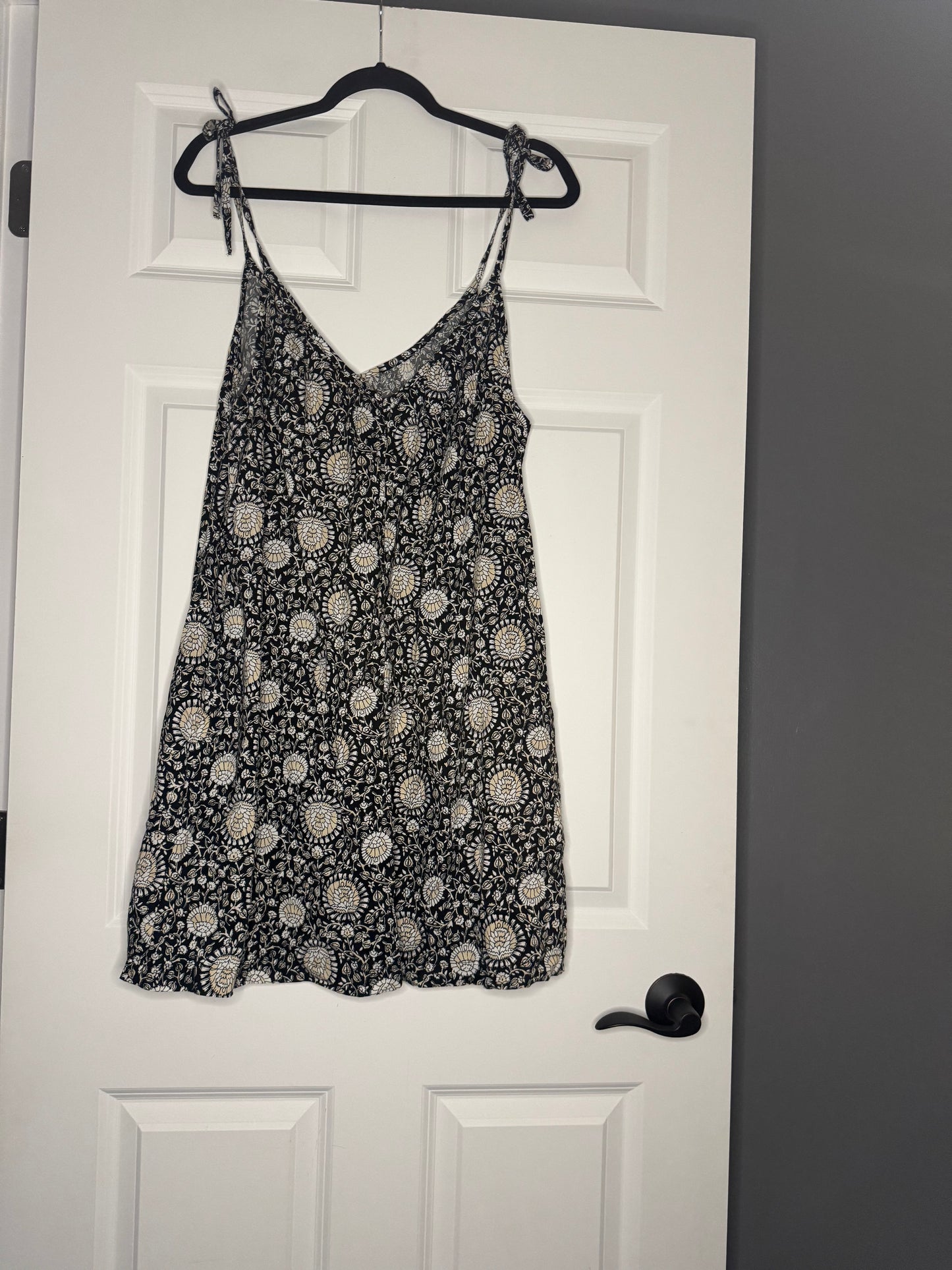 Old navy sleeveless dress medium black beige white print nwt