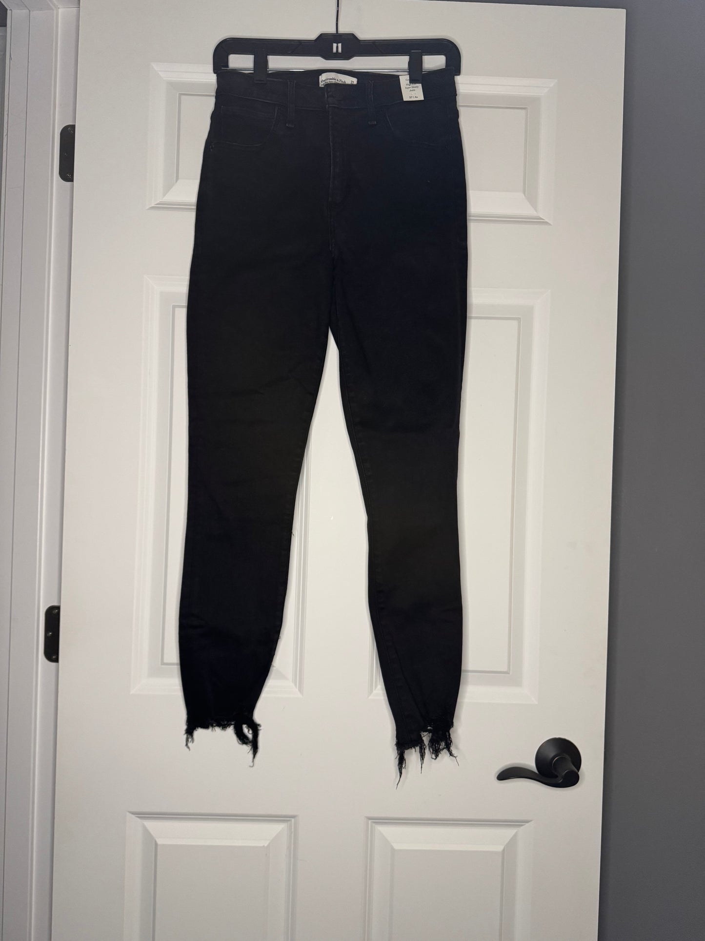 Abercrombie curve love high rise super skinny ankle 27/4 regular black new with tags