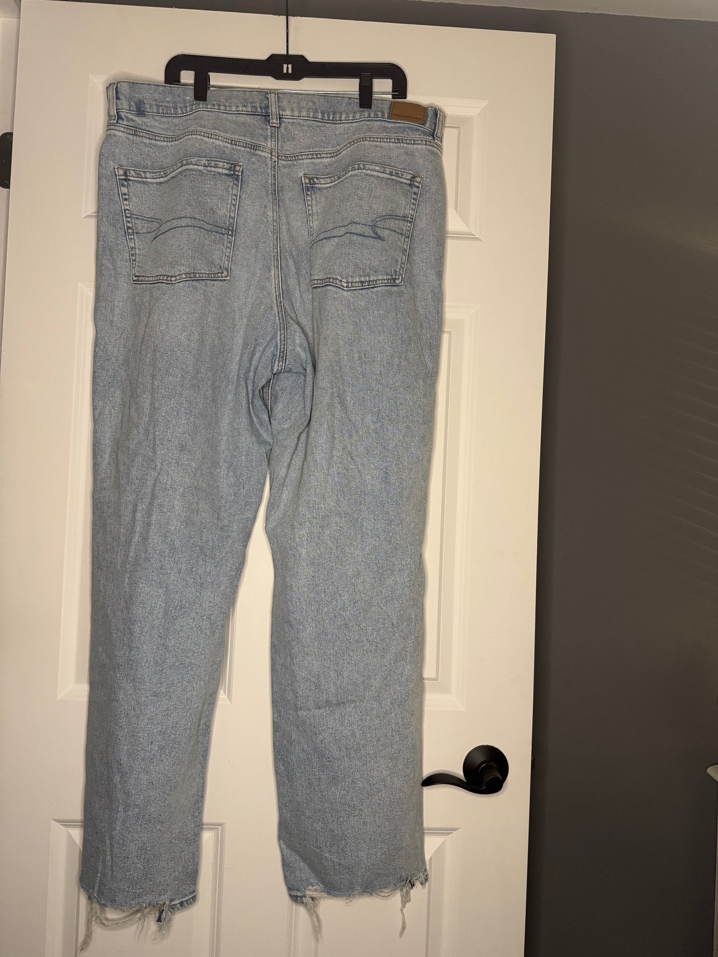American Eagle Strigid super high rise baggy straight jeans 18 long nwt 69.95