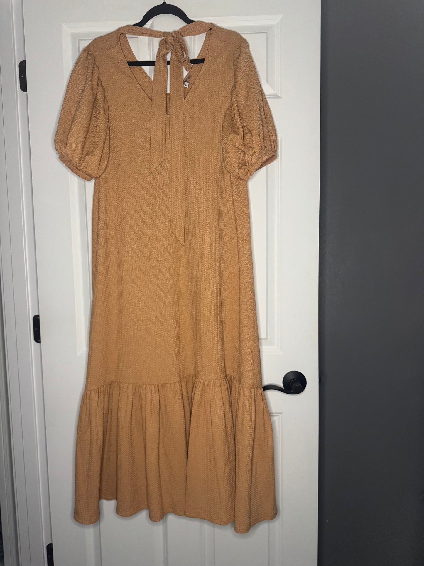 Gibson Latimer dress large brown poofy sleeves