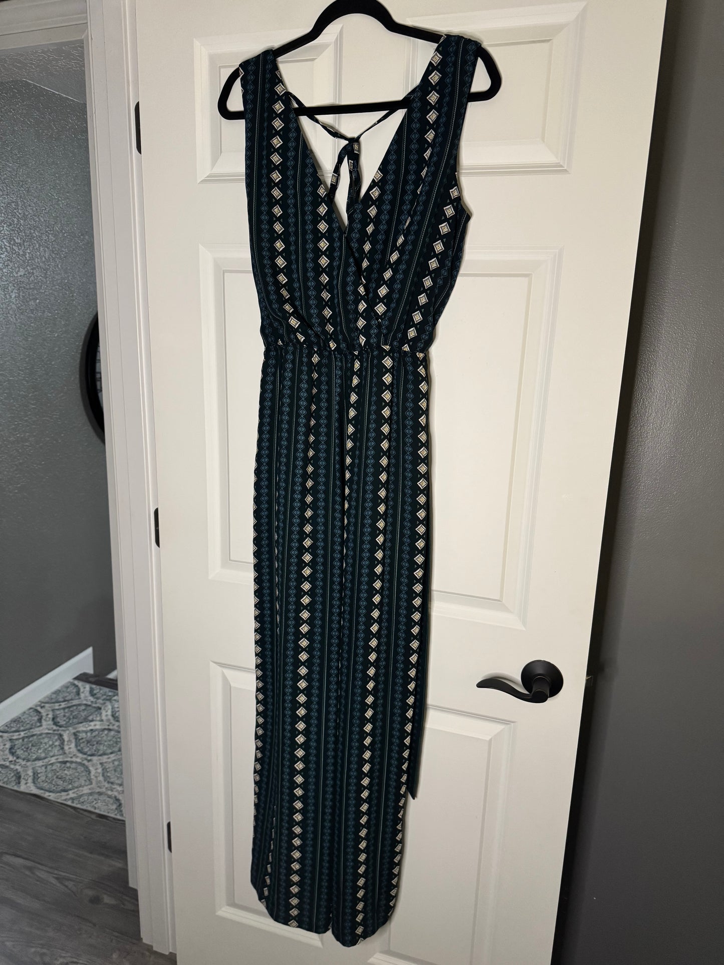 Wishlist apparel sleeveless jumpsuit large blue green multi print w belt nwt $40