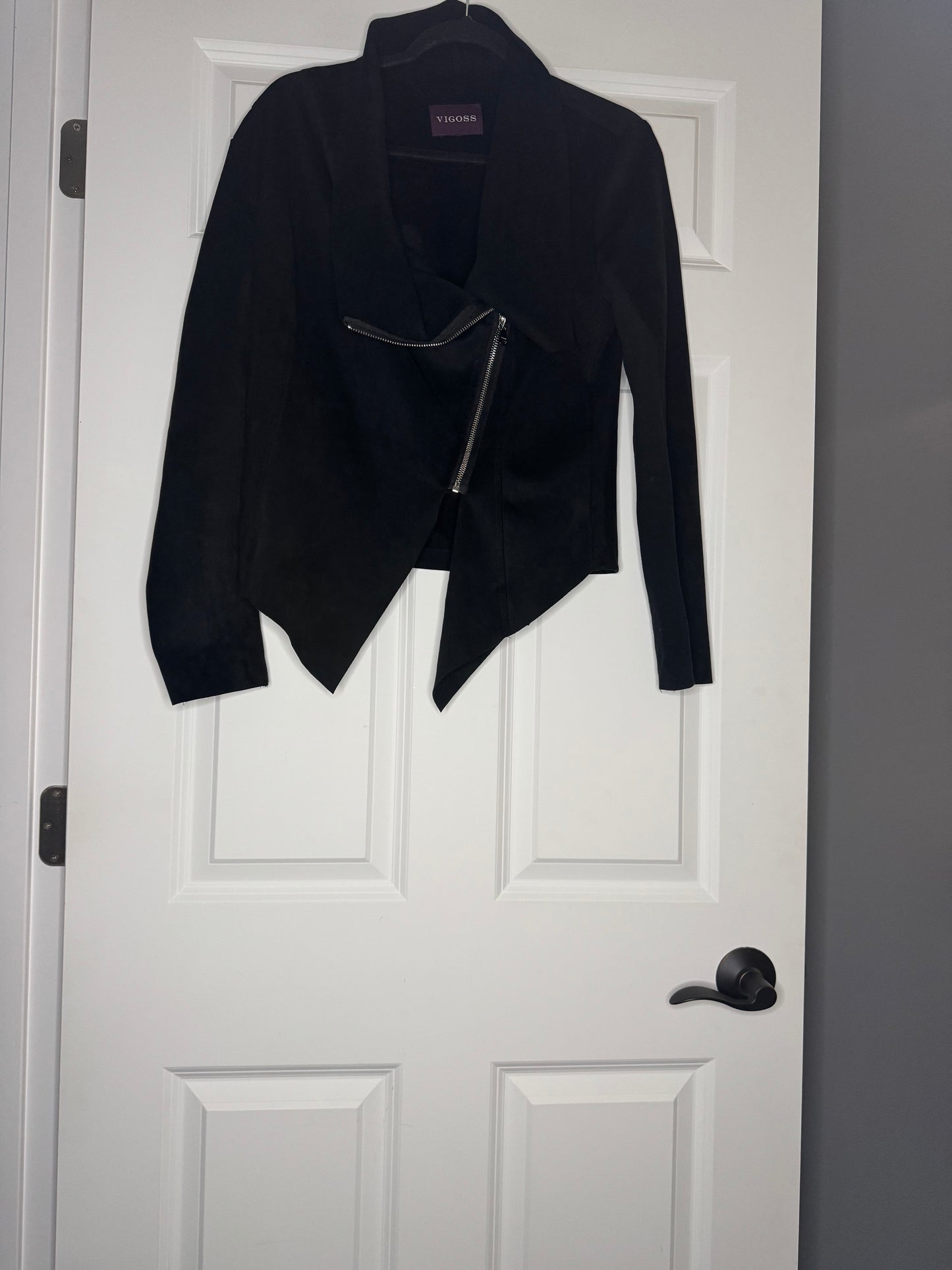 Vigoss black jacket large