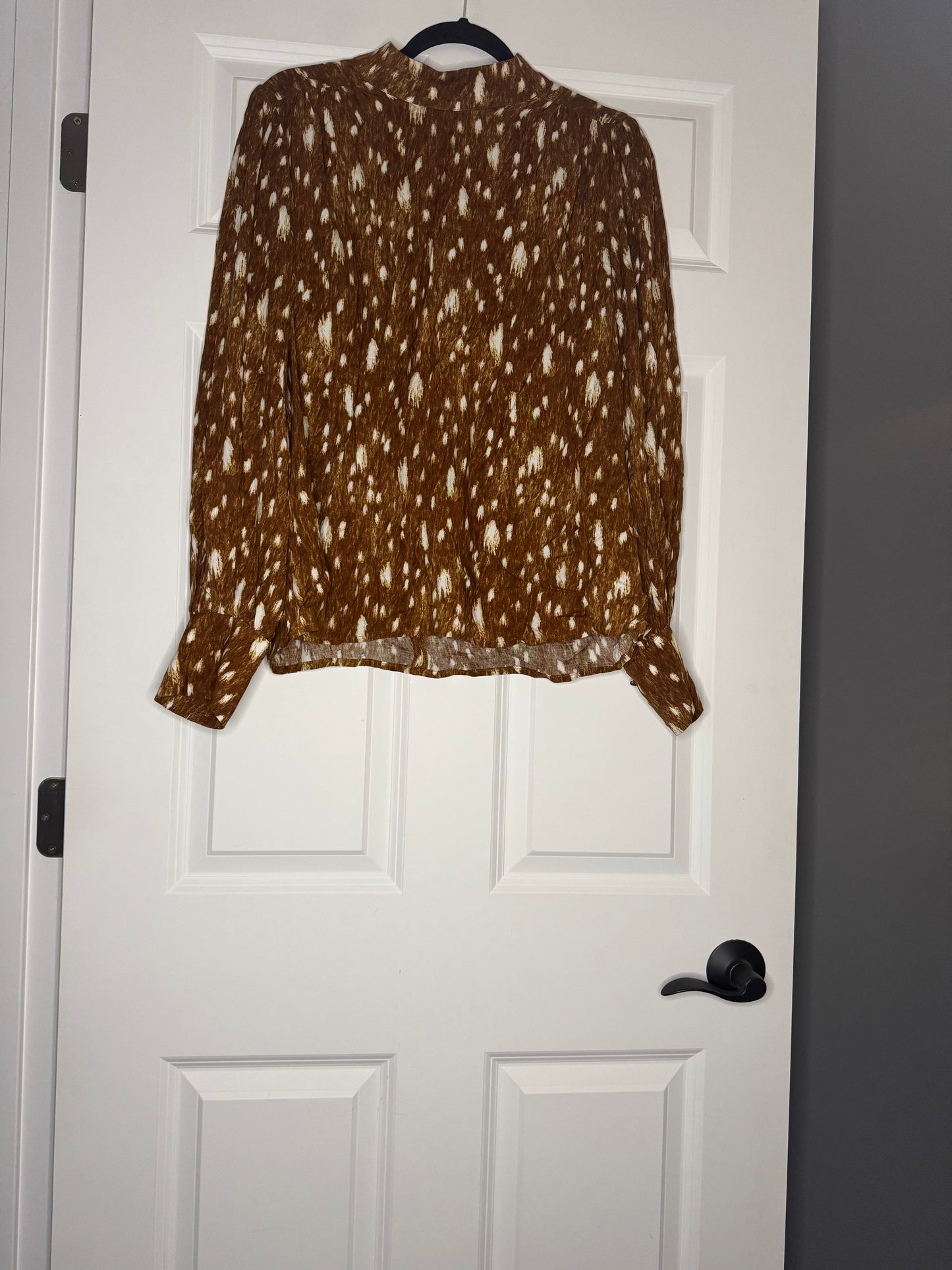 Express long sleeve blouse large brown w cream and beige print