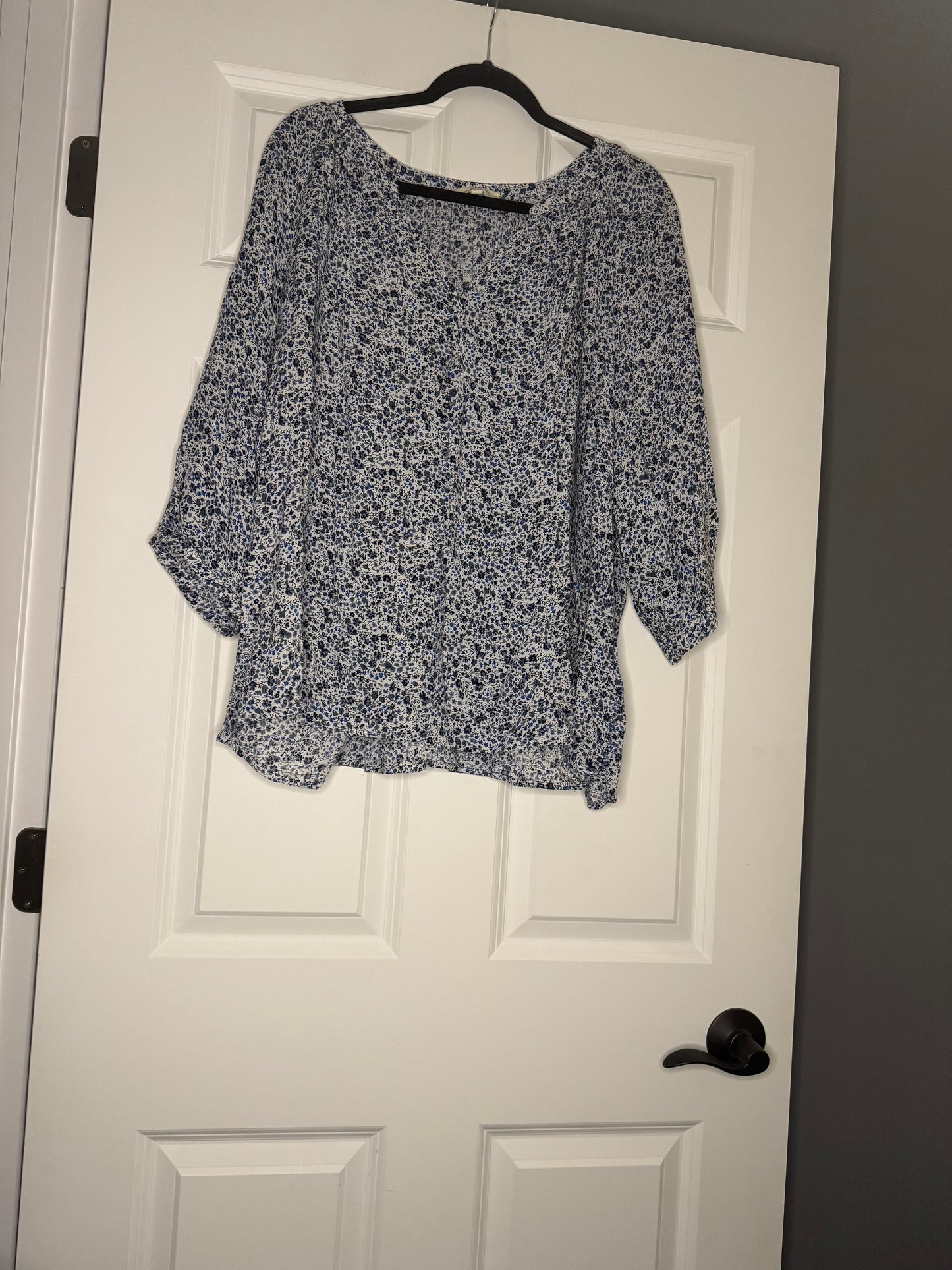 Cynthia Rowley 3/4 sleeve blouse white w blue gray floral 2x