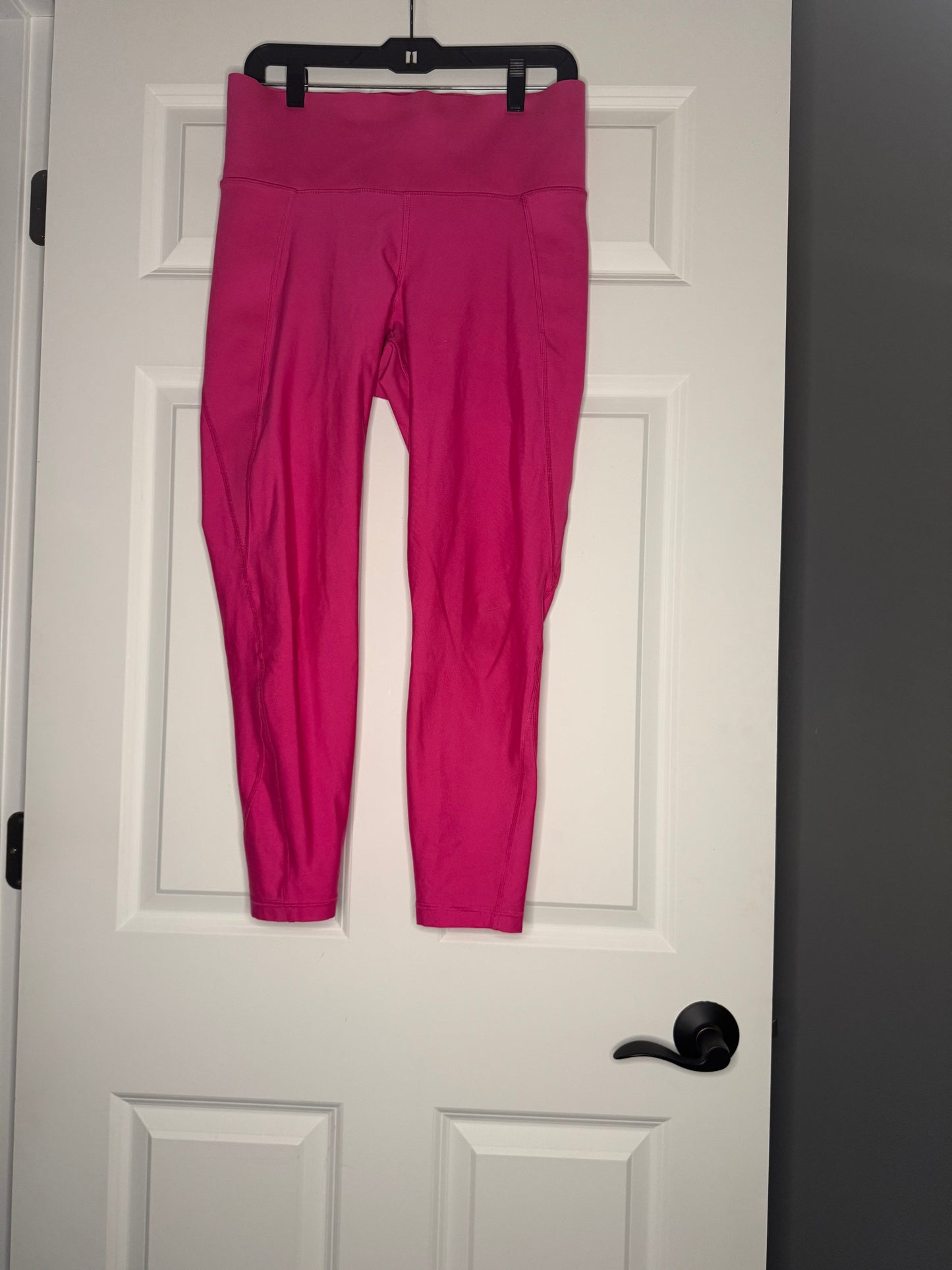 Old navy elevate leggings built in sculpt large