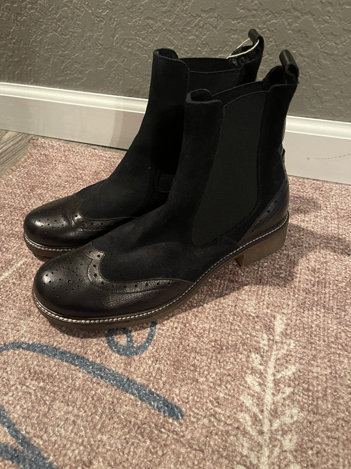 Donna Piu boots black size 10 brand new 