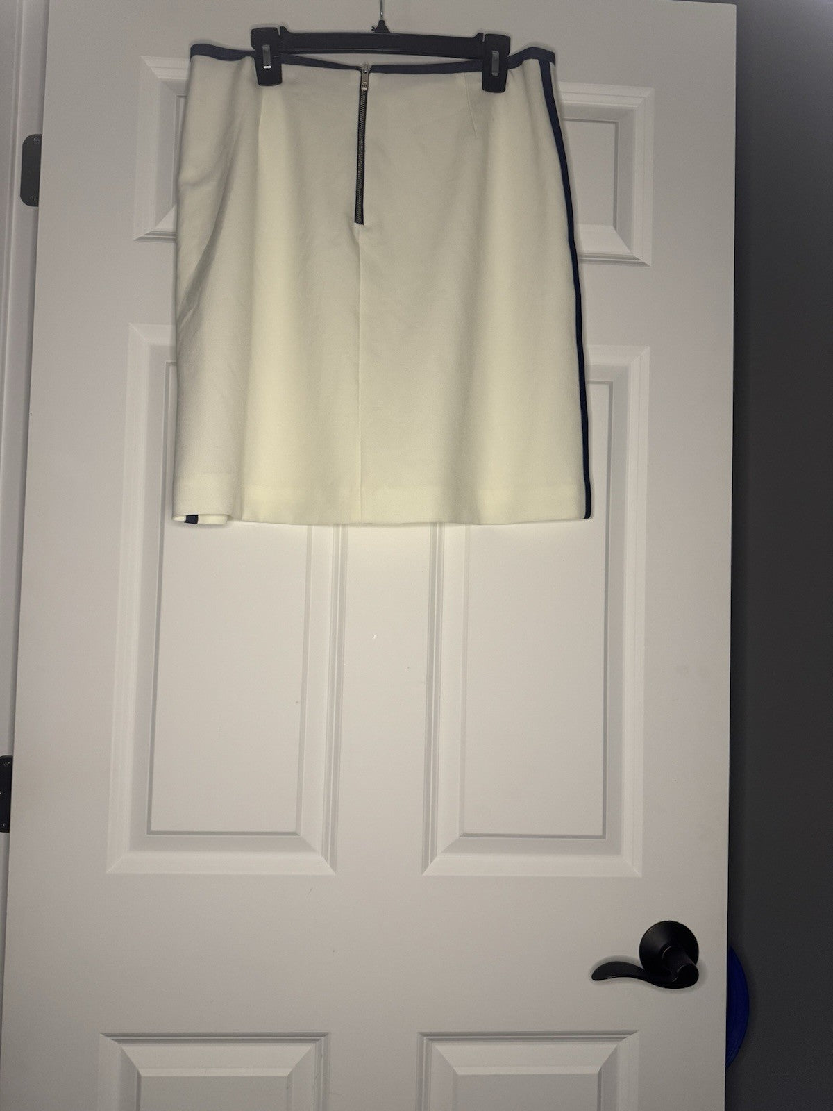 Tommy Hilfiger Skirt Size 12 Off White W Blue Trim 