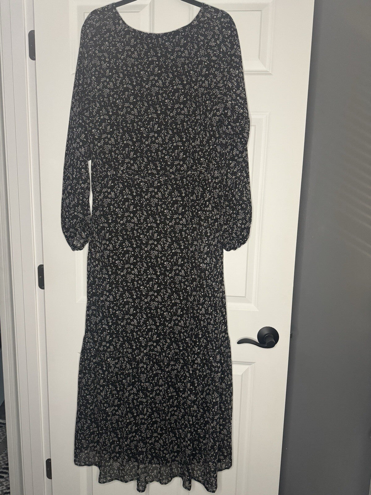 Z Supply Della Long Sleeve Dress Black W Beige Floral Print W Belt Nwt 94