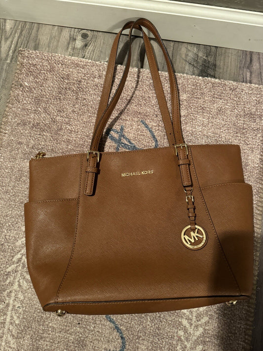 Michael Kors Handbag Brown In Excellent Condition 