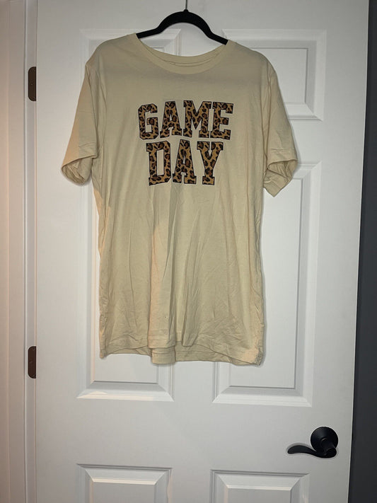 Bella canvas t shirt large cream with animal print writing game day NWT