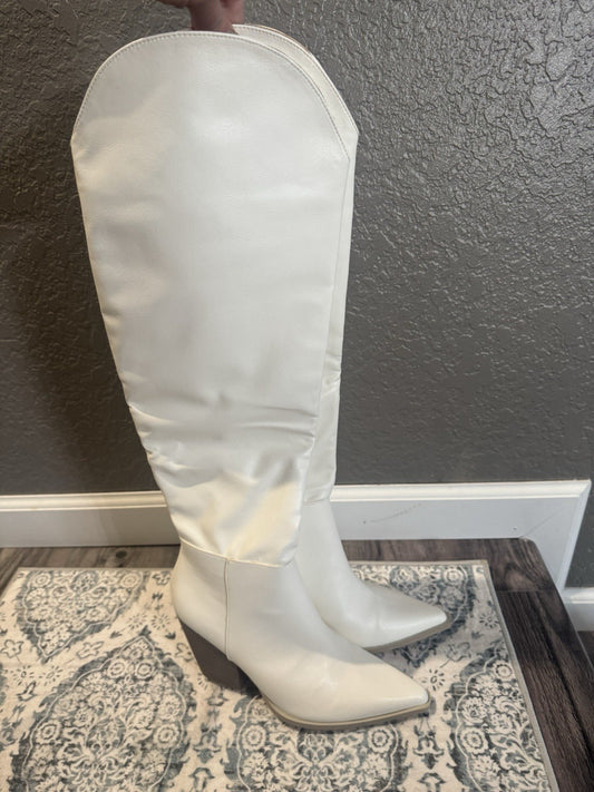 Oasis Society Clara Tall Boots White 7.5 