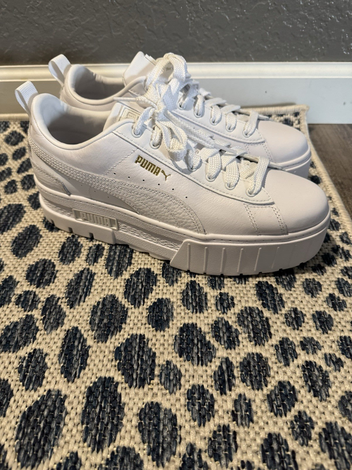 Puma Women’s Platform Sneakers Size 10 New Small Mark As Shown 