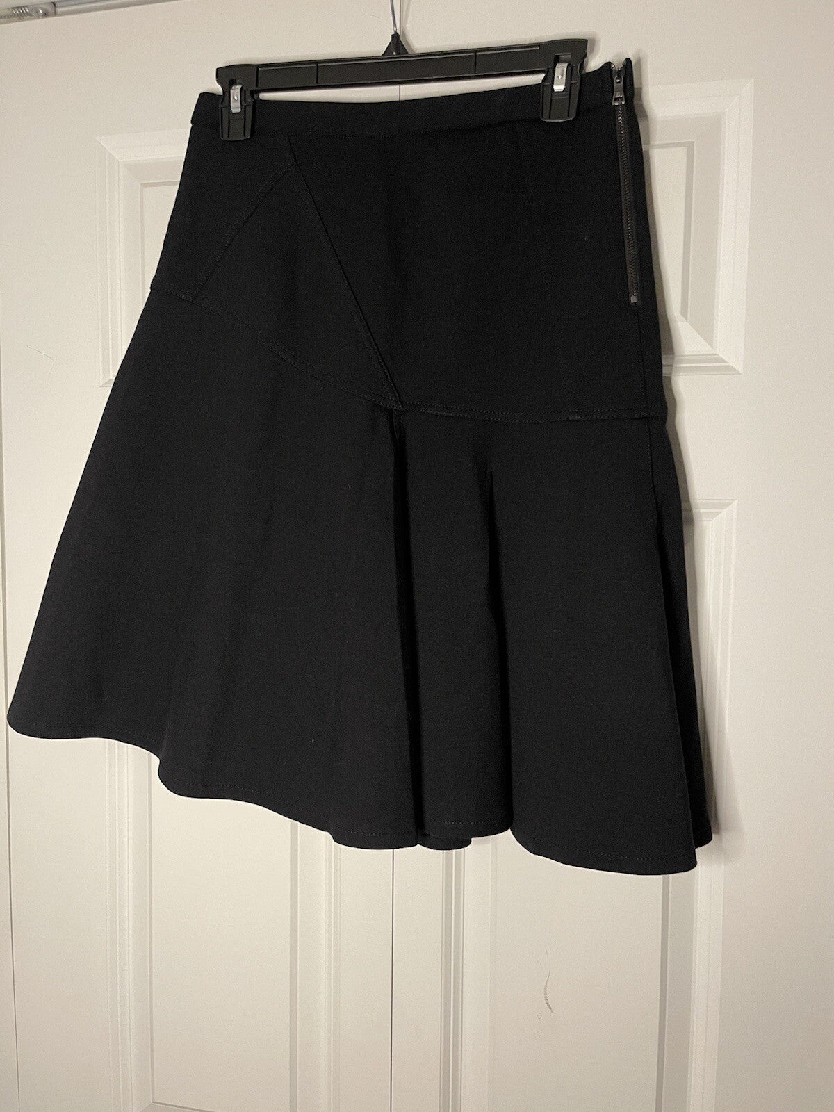 Bcbg maxazria skirt black small 