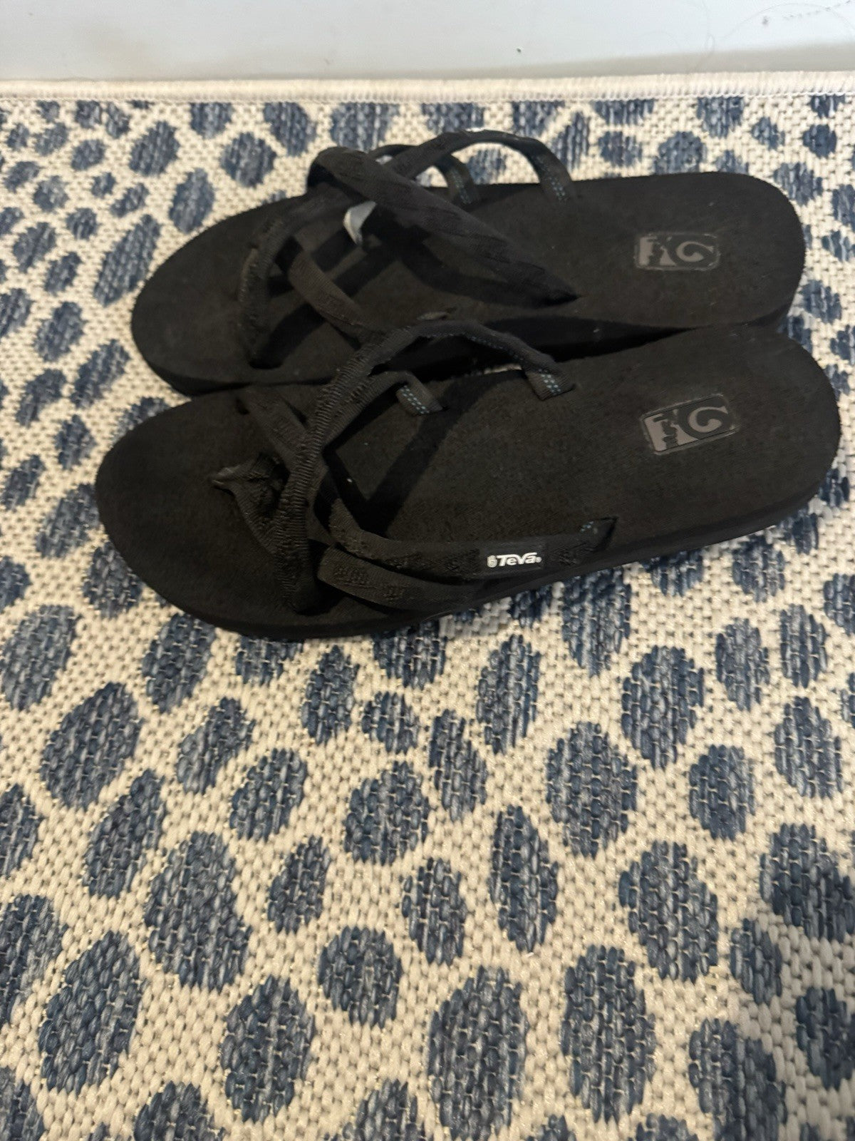 Teva Flip Flop Sandals Size 9 Black 